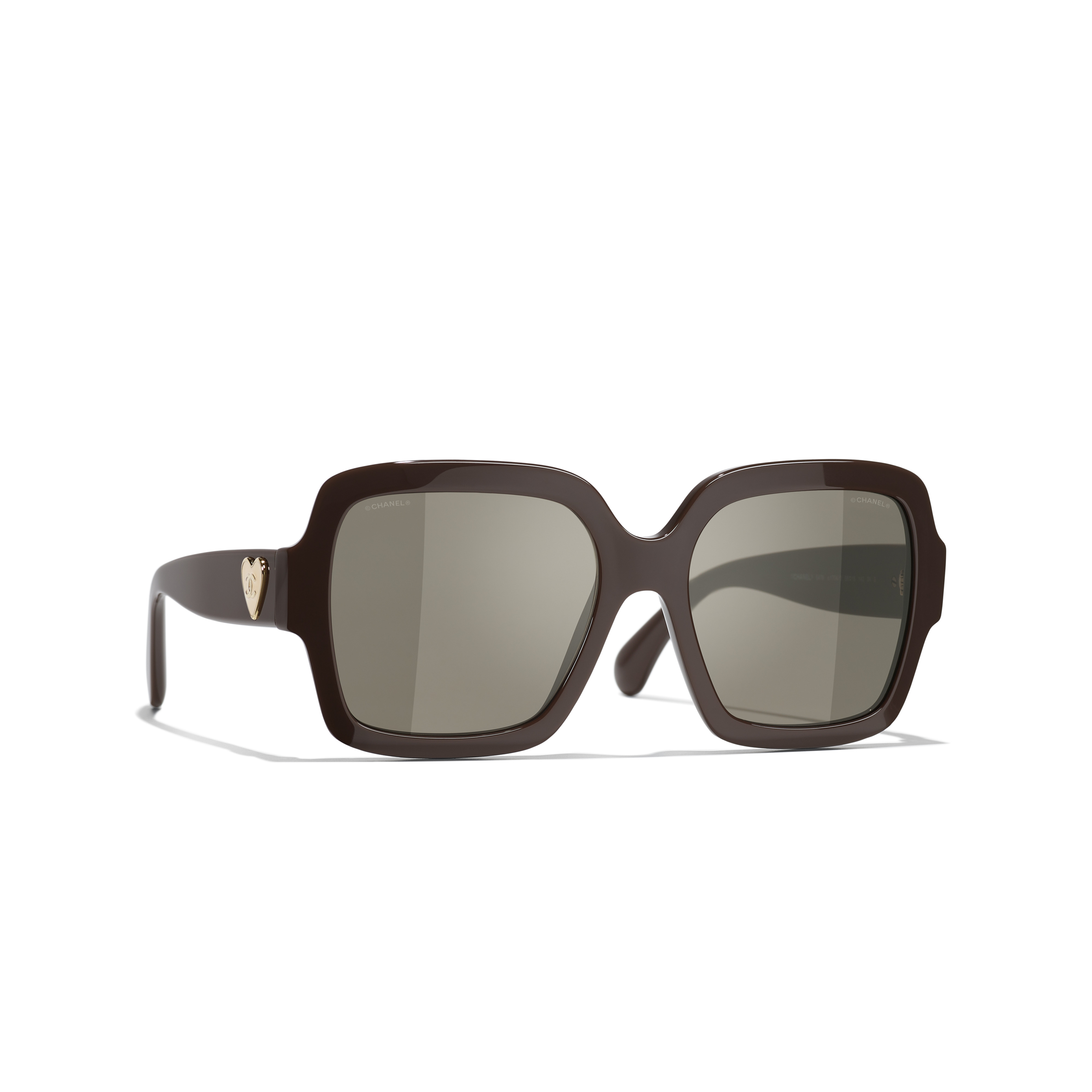 FALLANIMATION23-A71469-X01081-S1704-5479-1704-3-PDT_VIEW_1_conversion1