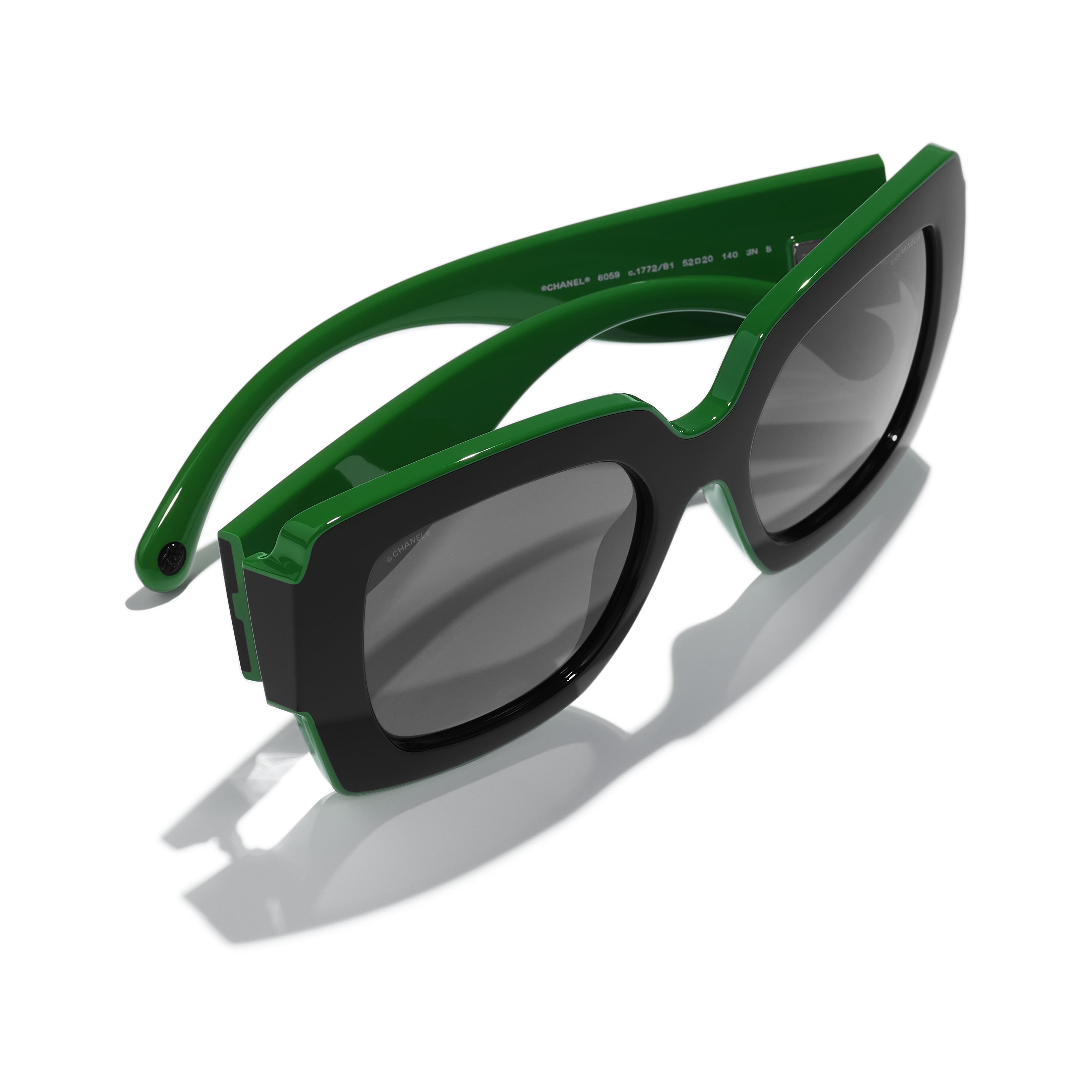 SUMMER24-A71617-X02081-S7221-6059-1772-B1-PDT_VIEW_4_conversion1