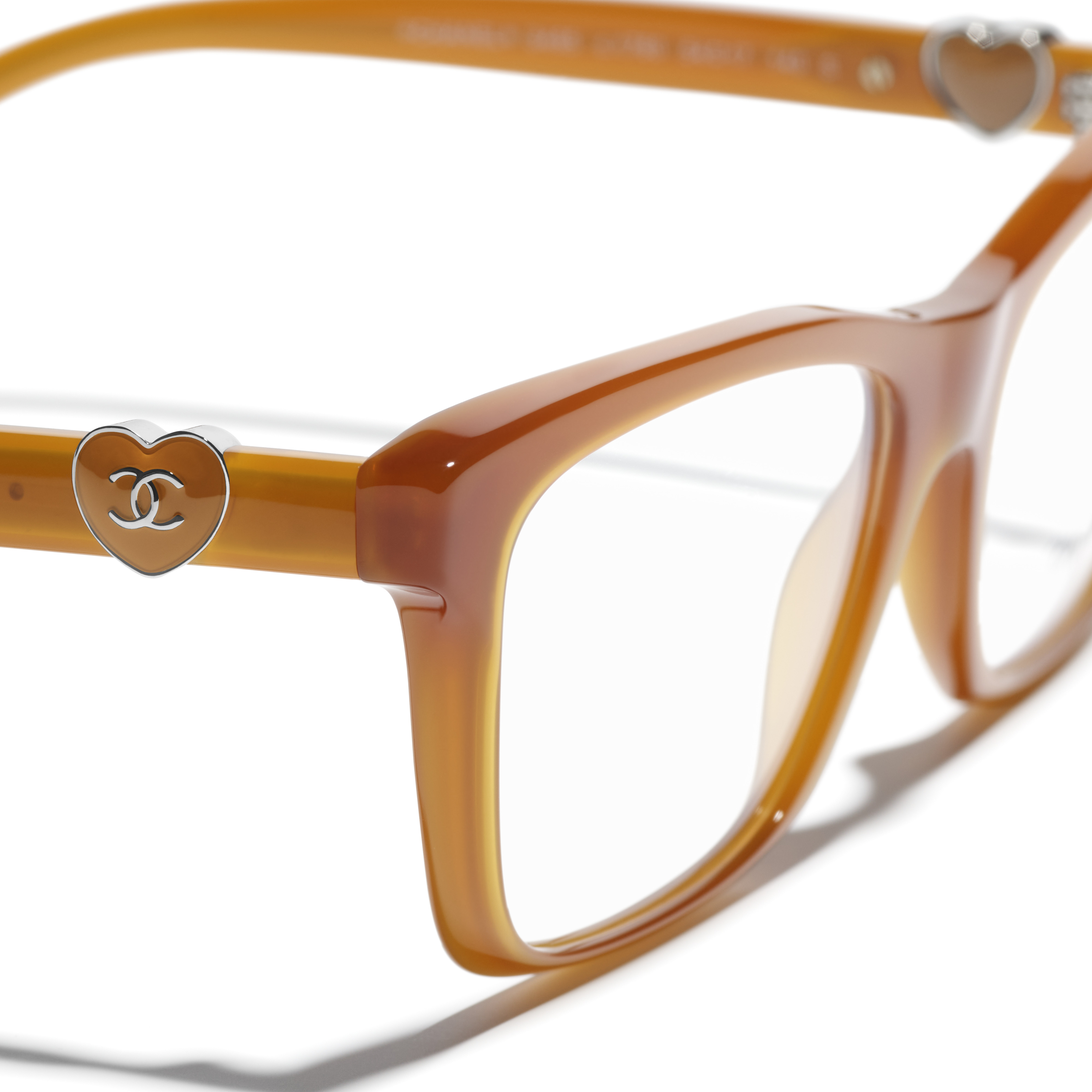 SPRING24-A75288-X08101-V1760-3465-1760-PDT_VIEW_4_conversion1